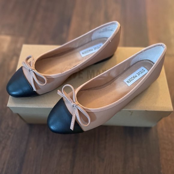 BEAUTIFUL- NWT Steve Madden Ballet Flats - Picture 2 of 3